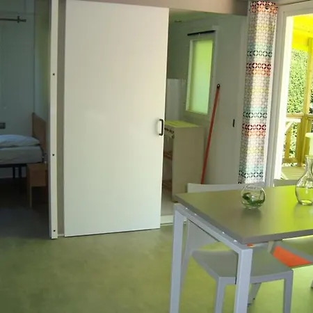 Mobil-home Adapte Pmr Avec Terrasse A - Api-1-52-664