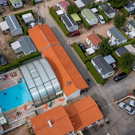 Mobil-home Adapte Pmr Avec Terrasse A - Api-1-52-664